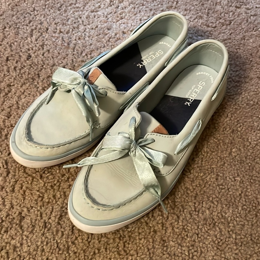 Sperry Topsiders